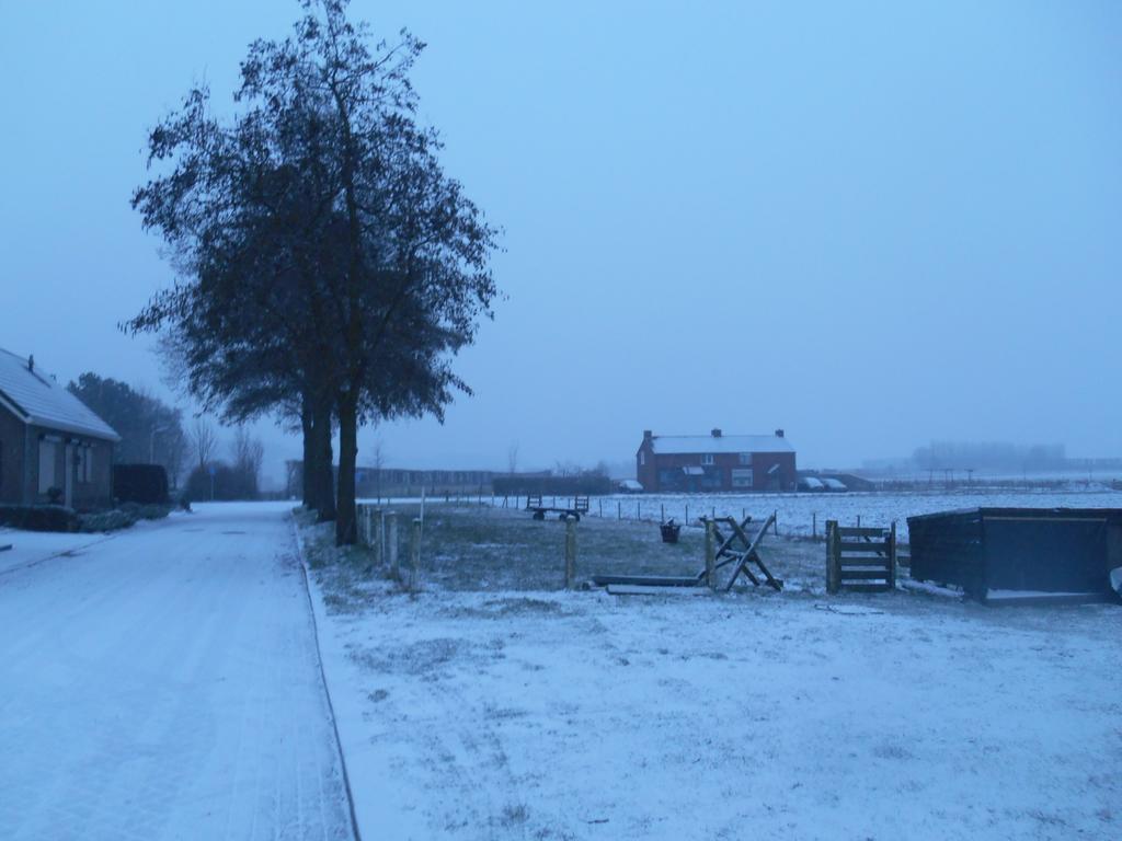 Anneke'S Bed En Botterhammeke Woensdrecht Exterior photo
